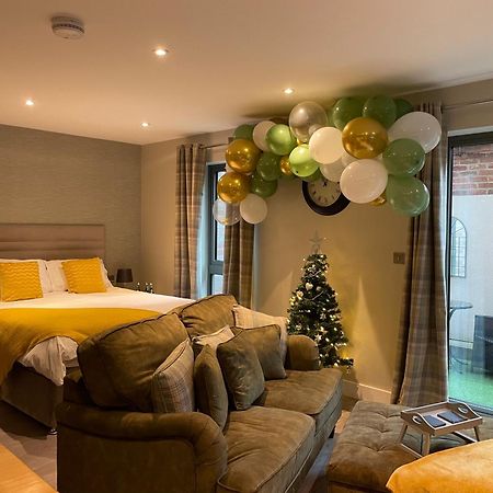 York Staycation With Free Parking Kültér fotó